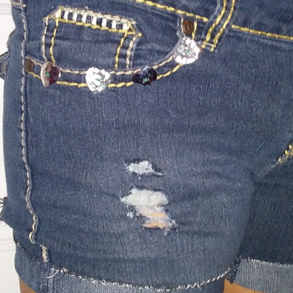 Handmade upcycle Blue Jeans /Shorts - Picture 3 of 4